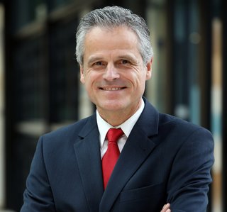 Ramon O. Ohmes ist Geschäftsführer der Longevity Family Office GmbH.