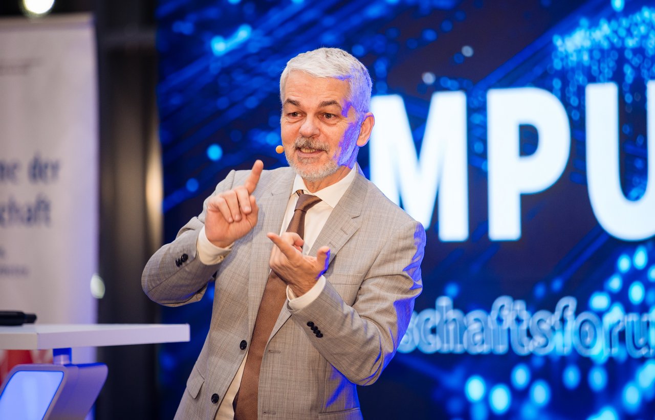 Prof. Dr. Carlo Masala, Sicherheitsexperte und Professor an der Universität der Bundeswehr in München, sprach beim Wirtschaftsforum „Impulse“.