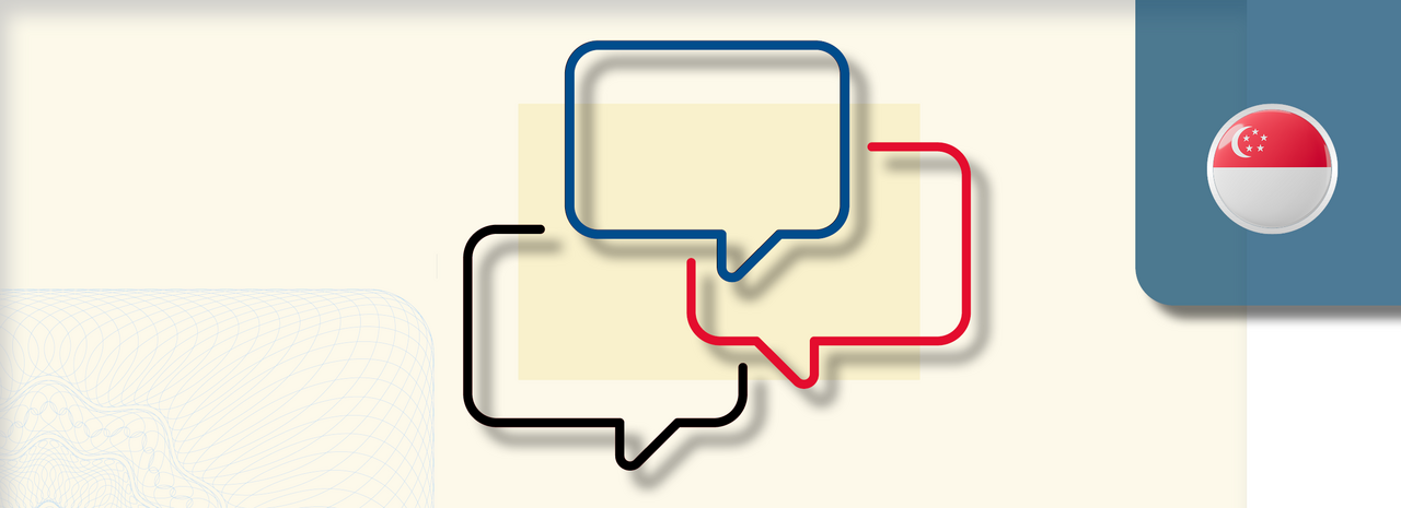 Grafik zeigt drei stilisierte Sprechblasen in Schwarz, Blau und Rot, die sich überlappen und Kommunikation symbolisieren. Rechts oben befindet sich ein rundes Icon mit der Flagge Singapurs.