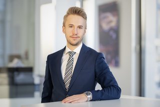 Nils Matzen ist Mitarbeiter im Geschäftsbereich Weiterbildung.