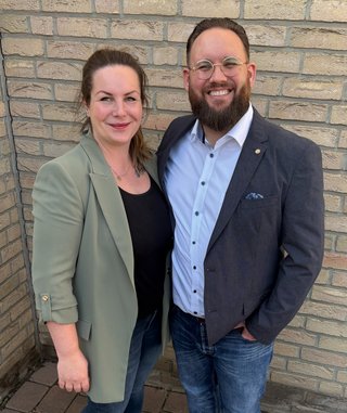 Bianca Dorgaten leitet gemeinsam mit ihrem Mann Timm Dorgaten die FamilySurprise UG.