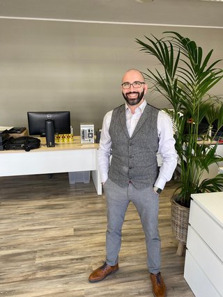 Erdem Aklibasinda ist Geschäftsführer der arian IT Service GmbH