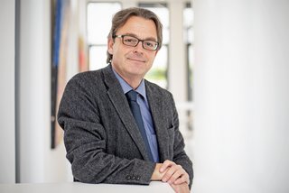 Joachim Nowak ist Referent für Schule und Wirtschaft.