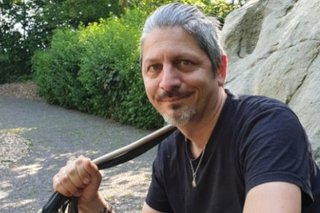 Frank Gilka hat die gleichnamige Hundeschule 2022 gegründet.