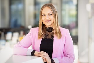 Marina Kraeva ist Mitarbeiterin im Bereich Weiterbildung.